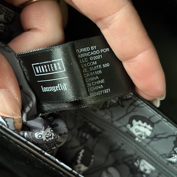 New Loungefly Monsters edition purse/ cross body  never used  as shown - Picture 6 of 6